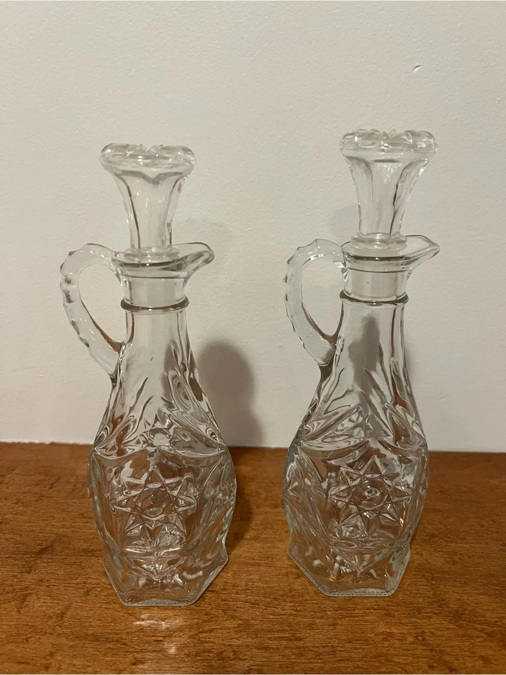 ANCHOR HOCKING Vintage Glass Oil and Vinegar Cruets Set - 7.75 Inches Tall-1960s - Picture 1 of 9